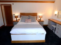 The Oceanic Hotel 