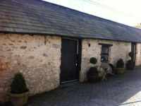 Hills Farm 