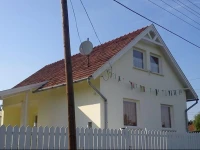 Holiday home Abadszalok 4 