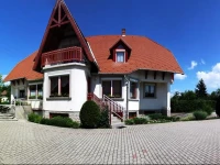 HuszГЎr VendГ©ghГЎz 