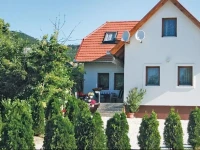 Holiday home FelsГ¶hegyi utca-BalatongyГ¶rГ¶k 