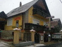 Fekete Macska PanziГі 