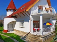 Apartment BalatonboglГЎr 3 