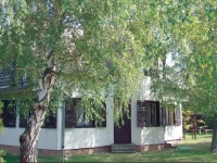 Holiday home RГЎkГіczi u-BalatonmГЎriafГјrdГ¶ 