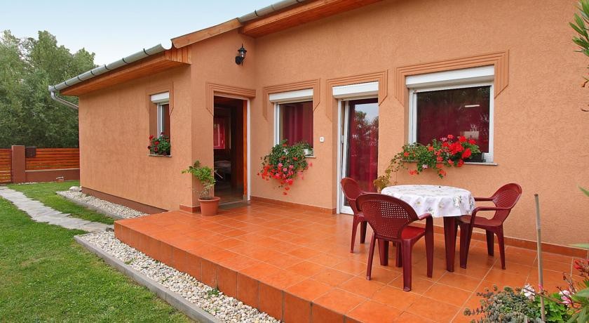 Holiday home BalatonЕ‘szГ¶d 2 