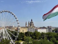 Budapest Places - Lizzy Studio 