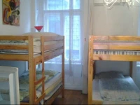 Goldenstone Guesthouse and Hostel 