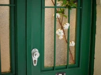 Green Door Family Apartment 