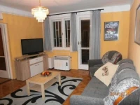 Highland Apartment 
