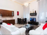 Holiday City Apartments 