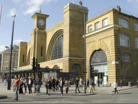 2 Bedroom Flat In Front Of Kings Cross Station 