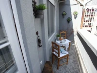 Neo baroque with terrace 