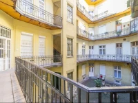 Real Apartments Lovag 