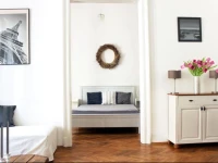 Romantic Downtown Apartments 