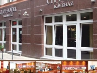 Studio HГЎrsfa Utca 