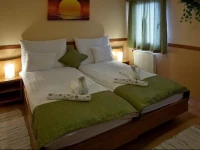 Amstel HattyГє FogadГі Г©s Amstel Cafe & Restaurant 