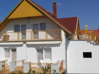 Bor ApartmanhГЎz 