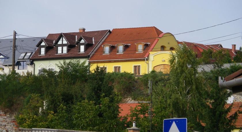 KirГЎlyszГ©ke Apartman 