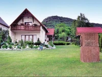 Holiday home Fenyves utca-Esztergom/BГєbГЎnatvГ¶lgy 