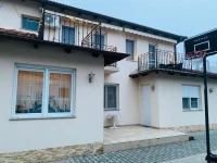 Aura Apartman 