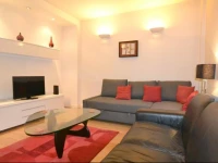 Fleet Street Apartments 