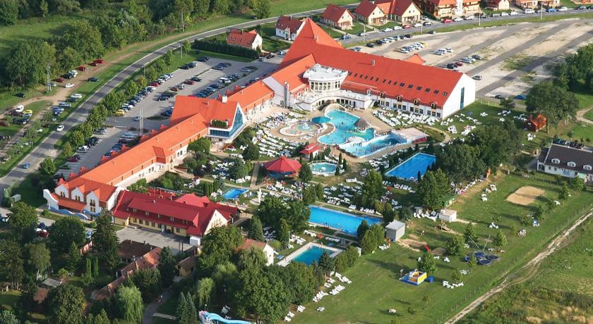 Two-Bedroom Villa KehidakustГЎny 5 