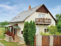 Holiday Home KГ¶rГ¶shegy 04 