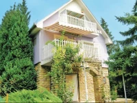 Holiday home RГіzsa utca-LeГЎnyfalu 
