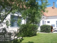 Green Valley Estate Porva Inn 