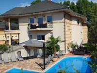Villa Riccardo & Pool 
