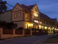 Libra Hotel 