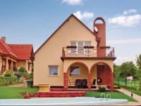 Holiday home Velence 76 with Outdoor Swimmingpool 