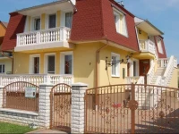 ApartmanhГЎz CГ©drus 