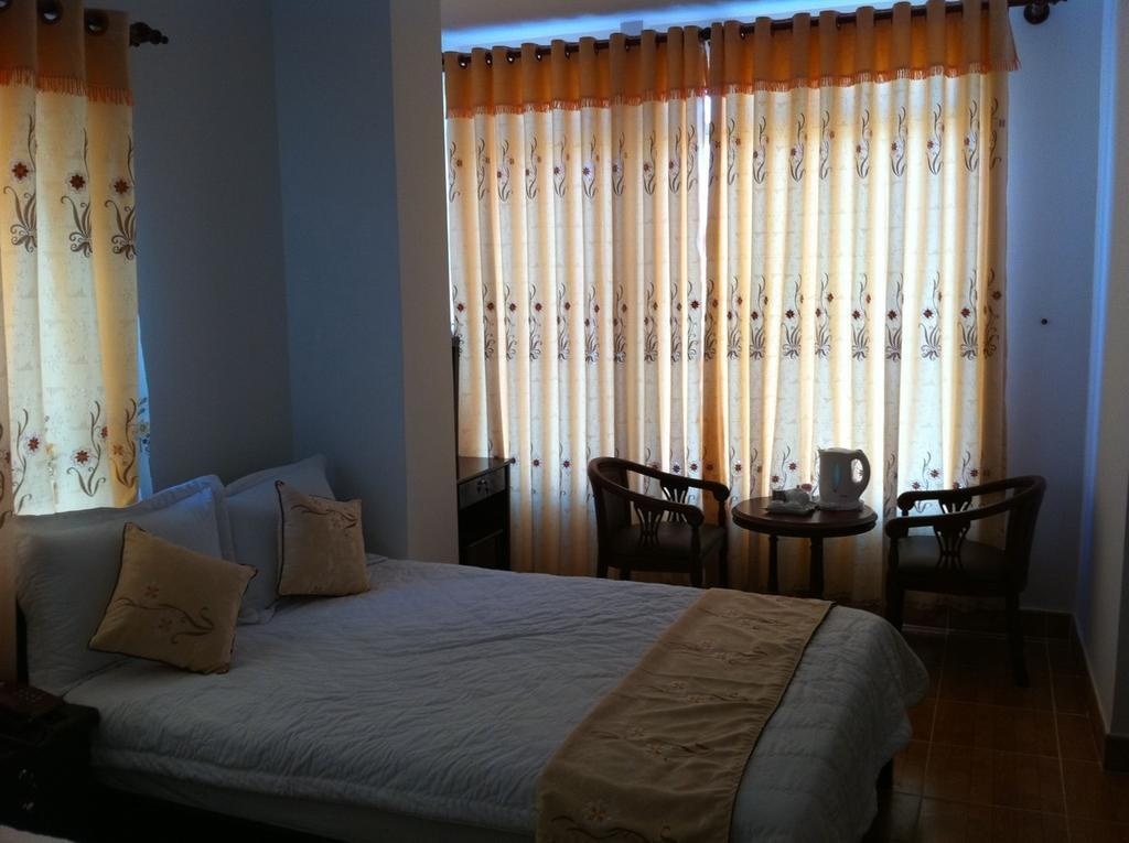 Minh Quan Hotel 