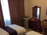 Huong Sen Hotel 