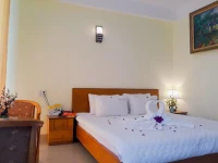 Rung Hoa Hotel 