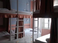 Longs Hostel 