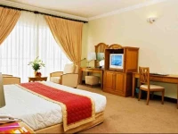 Y Linh Hotel 