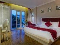 Calypso Grand Hotel 