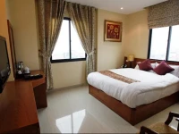 B Hotel 