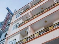 Long Chau Hotel 