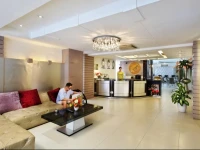 A & EM - The Petit Hotel 