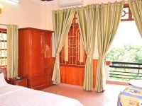 Hai Huong Hotel 