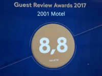2001 Motel 
