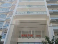 Nhi Phi Hotel 