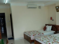 Ngoc Khanh Hotel 