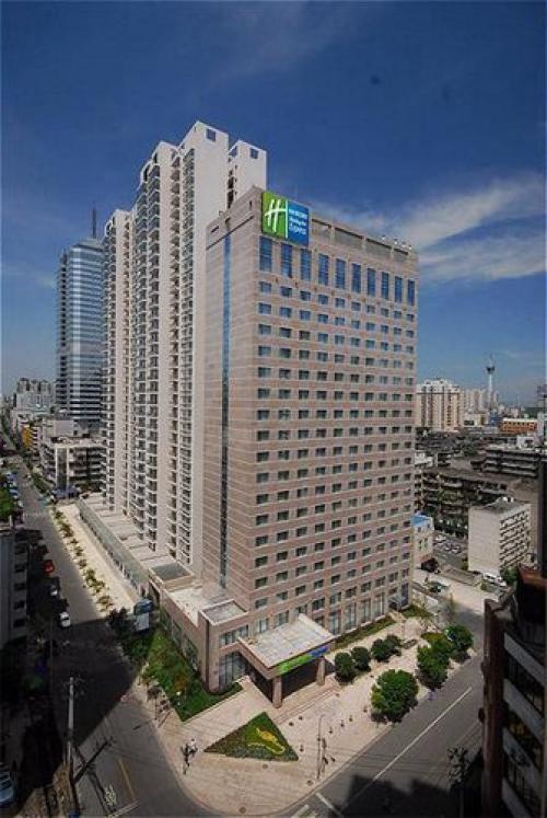 Holiday Inn Express Chengdu Gulou 4*