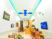 Tri Quan Hotel 