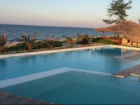 Villa Louise Hue Beach Boutique Hotel 