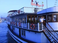 Bien Ngoc 10 Cruise 